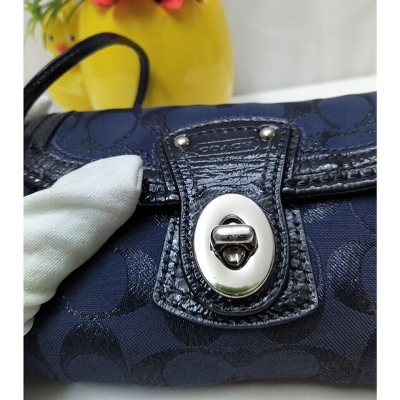 Coach Legacy Signature Blue Canvas Black Leather Trim Flap Wristlet -Coin Wallet - Picture 4 of 12